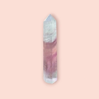Fluorit obelisk 6,5 cm 
